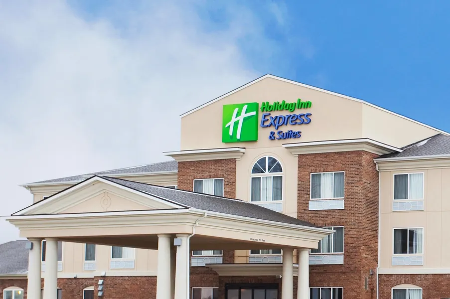 Holiday Inn Express & Suites Mattoon by IHG hotel detail image 2