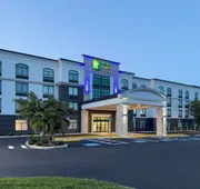 Holiday Inn Express & Suites Bradenton East-Lakewood Ranch by IHG hotel detail image 3