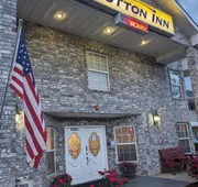 Dutton Inn hotel detail image 3