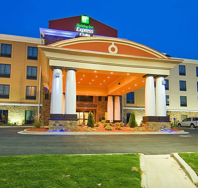 Holiday Inn Express Hotel & Suites Fulton by IHG hotel detail image 2
