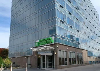 Wyndham Garden LIC Manhattan View hotel thumbnail 3