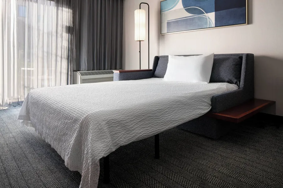 Courtyard by Marriott Bakersfield hotel detail image 6