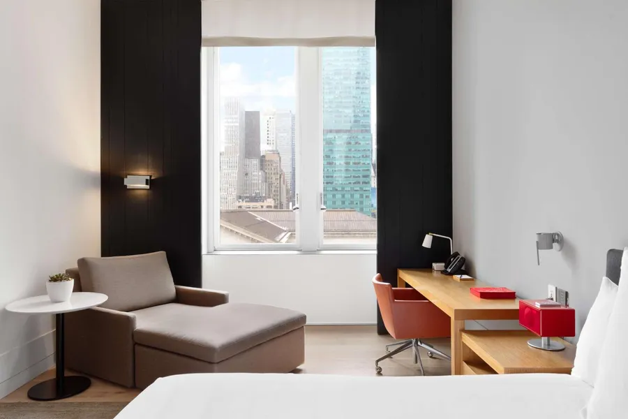 Andaz 5Th Avenue By Hyatt hotel detail image 2