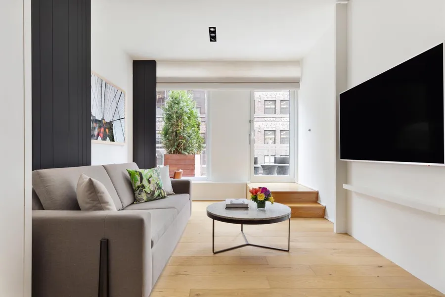 Andaz 5Th Avenue By Hyatt hotel detail image 6