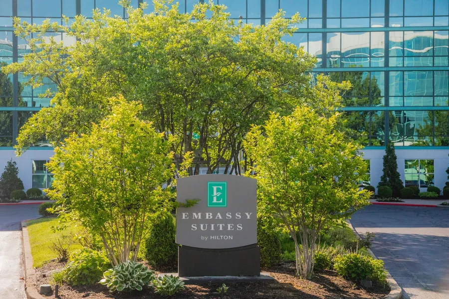 Embassy Suites by Hilton Lexington Green hotel detail image 6