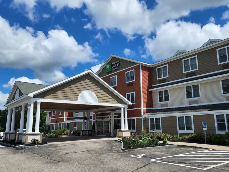 Holiday Inn Express & Suites Rochester by IHG hotel detail image 2