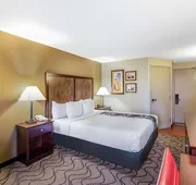 Oakland Airport Arena Hotel hotel detail image 5