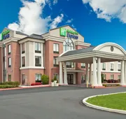 Holiday Inn Express & Suites Quakertown - Allentown Area by IHG hotel detail image 3