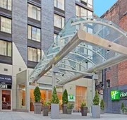 Holiday Inn Manhattan 6th Ave - Chelsea by IHG hotel detail image 5