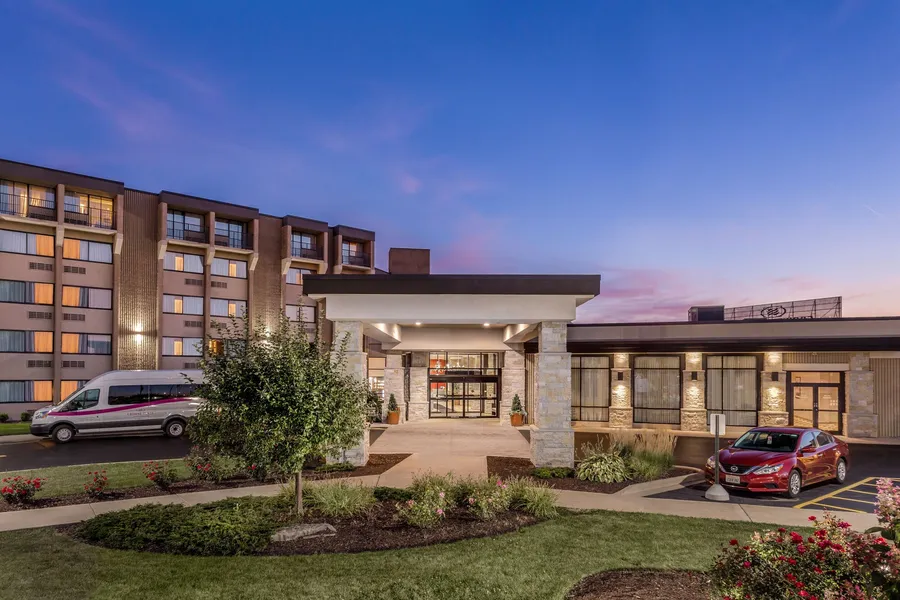 Crowne Plaza Milwaukee Airport by IHG hotel detail image 2