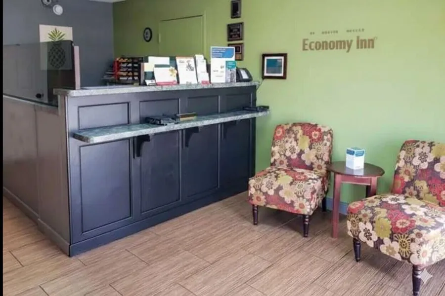 Economy Inn hotel detail image 2