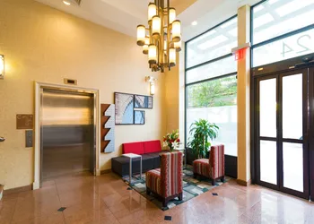 Best Western Plus Arena Hotel hotel thumbnail 4