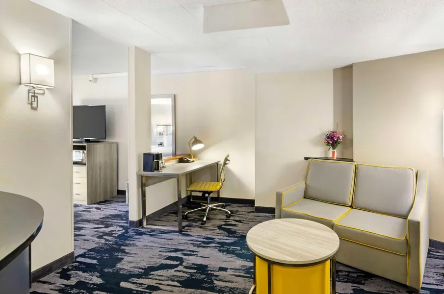 Best Western Plus Beckley Inn hotel detail image 6