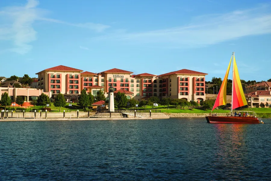 Hilton Dallas/Rockwall Lakefront hotel detail image 2