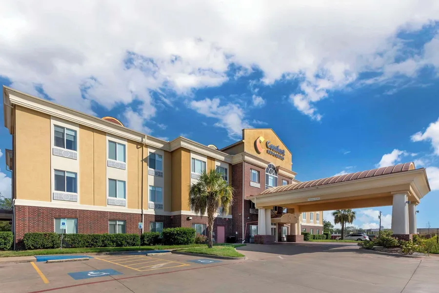 Comfort Inn & Suites Mexia hotel detail image 2