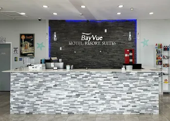 BayVue Hotel, Resort and Suites hotel thumbnail 3