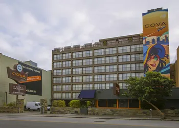 Cova Hotel hotel thumbnail 2
