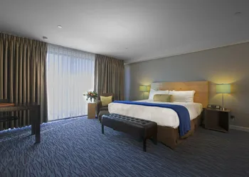 Cova Hotel hotel thumbnail 7