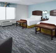 Hampton Inn & Suites Rochester-North hotel detail image 7