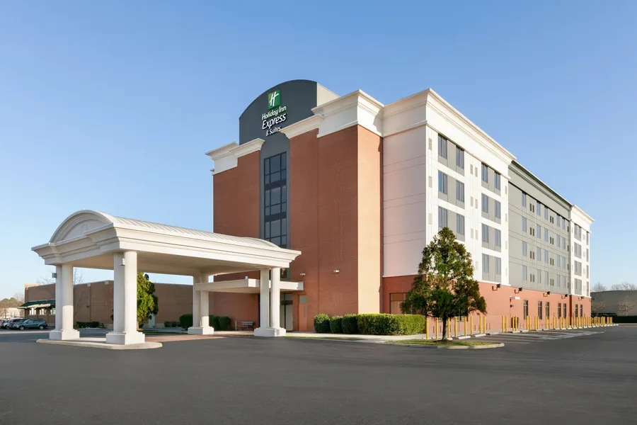 Holiday Inn Express Hotel & Suites Norfolk Airport by IHG hotel detail image 2