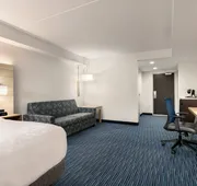 Holiday Inn Express Hotel & Suites Norfolk Airport by IHG hotel detail image 7
