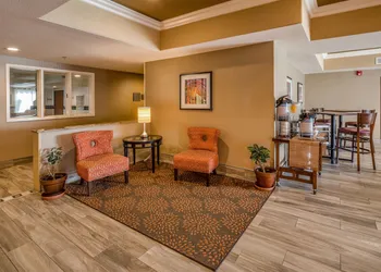 Best Western Plus Airport Inn & Suites hotel thumbnail 7