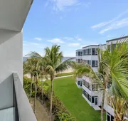 Tideline Palm Beach Ocean Resort and Spa hotel detail image 4