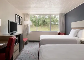 Ramada Uniontown hotel thumbnail 5