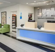 Holiday Inn Express Hotel & Suites Tullahoma by IHG hotel detail image 4