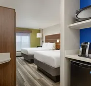 Holiday Inn Express Hotel & Suites Tullahoma by IHG hotel detail image 7
