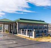 Quality Inn & Suites Monticello hotel detail image 7