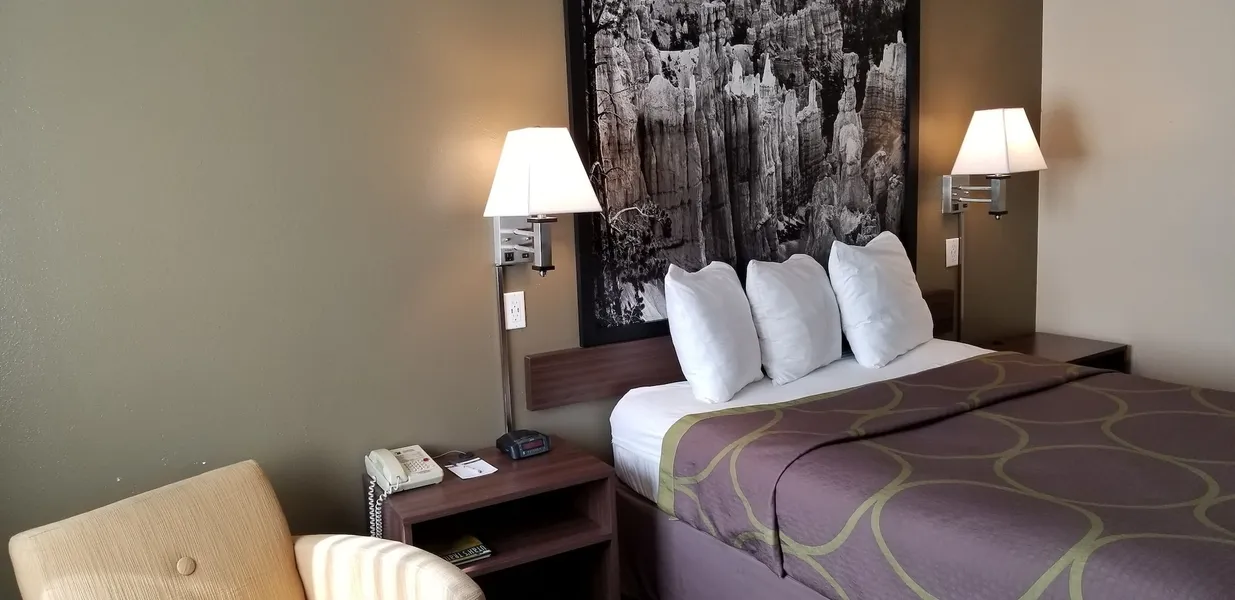Super 8 by Wyndham Richfield UT hotel detail image 6