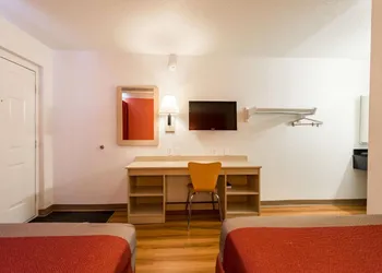 Motel 6-Reno, NV - Virginia Plumb hotel thumbnail 2
