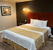 Travelodge by Wyndham Brea hotel detail image 7