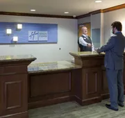 Holiday Inn Express & Suites Bloomington - MPLS Arpt Area W by IHG hotel detail image 3