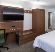 Holiday Inn Express Arlington by IHG hotel detail image 7