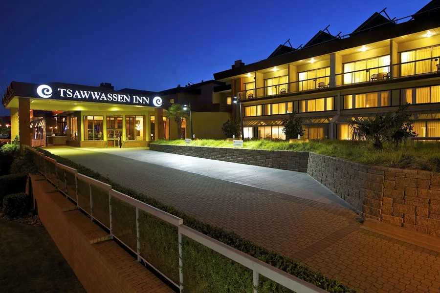 Coast Tsawwassen Inn hotel detail image 2