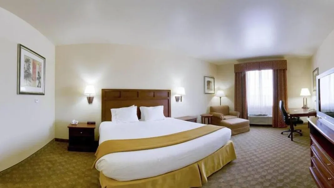 Holiday Inn Express & Suites Levelland by IHG hotel detail image 6