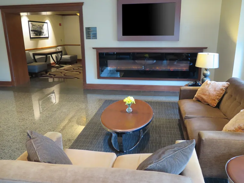 Harrah's Joliet Casino & Hotel - A Caesars Rewards Destination hotel detail image 6