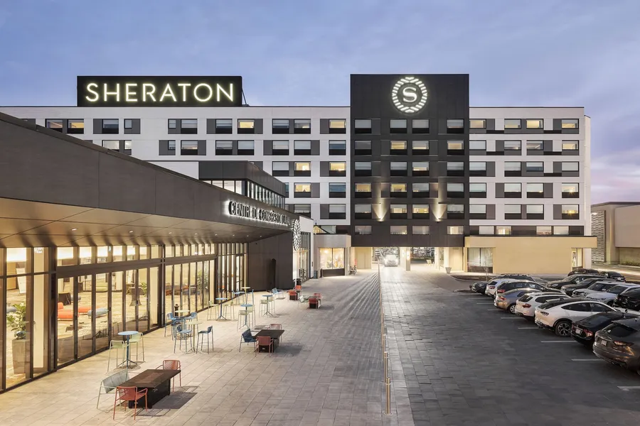 Sheraton Laval Hotel hotel detail image 2