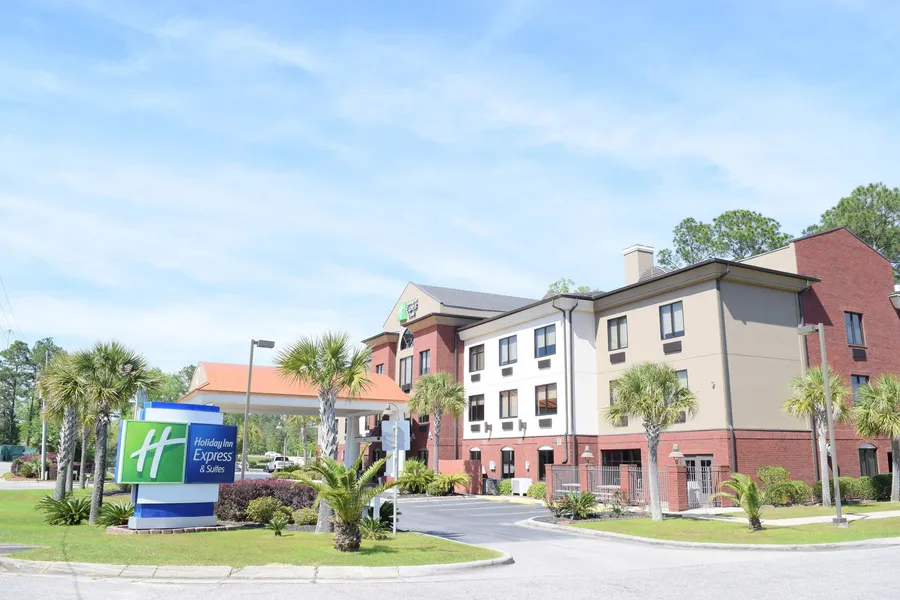 Holiday Inn Express Hotel & Suites West I 10 by IHG hotel detail image 6