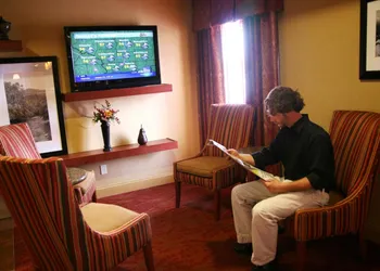 Hampton Inn Marion hotel thumbnail 3