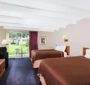 Howard Johnson by Wyndham Vero Beach / Downtown hotel detail image 5