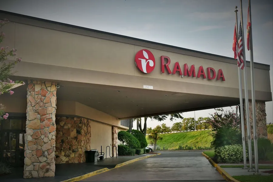 Ramada Hotel & Conference Center by Wyndham Jacksonville hotel detail image 2