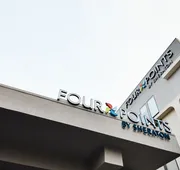Four Points by Sheraton Chicago Westchester/Oak Brook hotel detail image 3