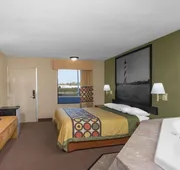 Super 8 by Wyndham Dunn hotel detail image 4