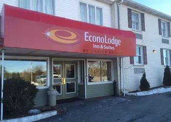 Econo Lodge Reading Airport hotel thumbnail 5