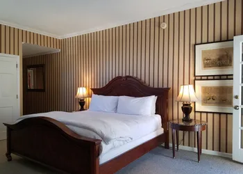 Copper Beech Inn hotel thumbnail 5