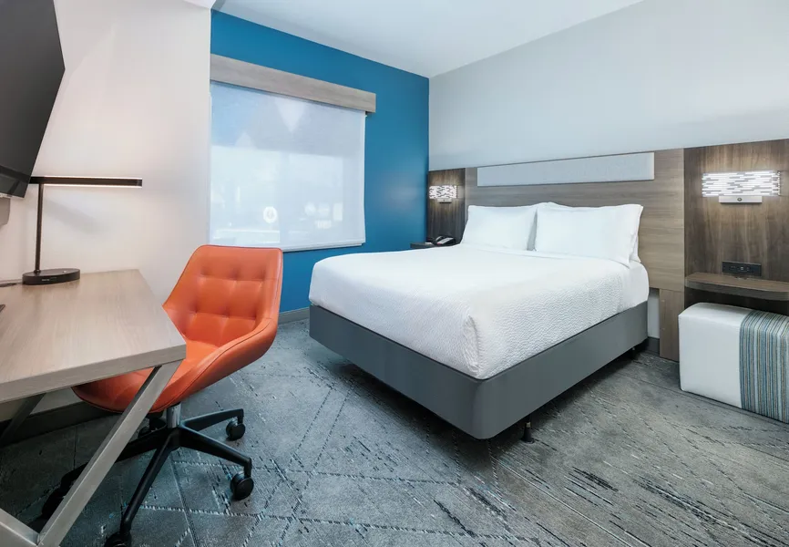 Holiday Inn Express & Suites Dallas Park Central Northeast by IHG hotel detail image 6