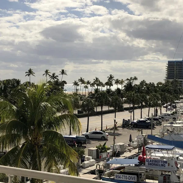 Bahia Mar Ft. Lauderdale Beach- a DoubleTree by Hilton Hotel hotel detail image 6